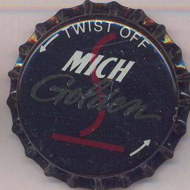 Beer cap Nr.629: Michelob Golden produced by Anheuser-Busch/St. Louis