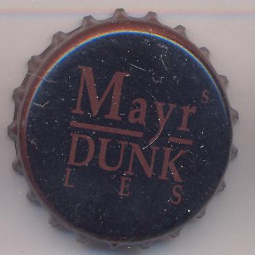 Beer cap Nr.1557: Mayr's Dunkles produced by Mayr's Brauerei GmbH./Kirchdorf