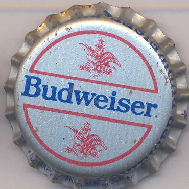 Beer cap Nr.2214: Budweiser produced by Anheuser-Busch/St. Louis