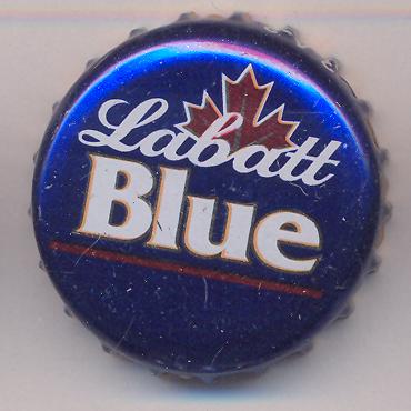 Beer cap Nr.2271: Blue produced by Labatt Brewing/Ontario