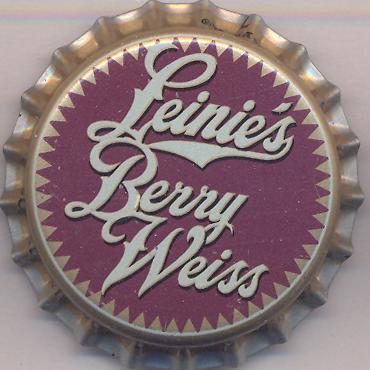 Beer cap Nr.2330: Leinie's Berry Weiss produced by Jacob Leinenkugel Brewing Co/Chipewa Falls