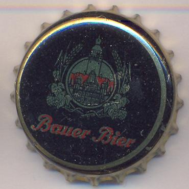 Beer cap Nr.3435: Bauer's schwarzes Bier produced by Leipziger Familienbrauerei Ernst Bauer KG/Leipzig