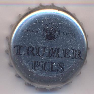 Beer cap Nr.3865: Trumer Pils produced by Brauerei Josef Sigl KG/Obertrum