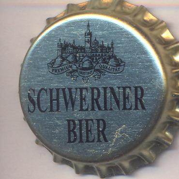 Beer cap Nr.4700: Schweriner Bier produced by Schweriner Schlossbrauerei GmbH/Schwerin