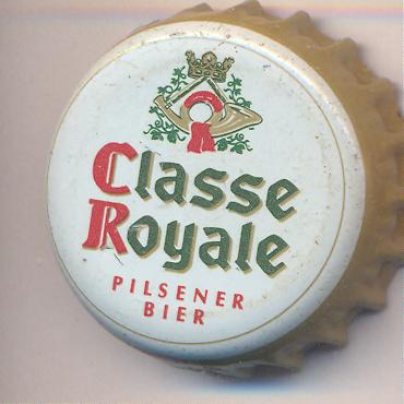 Beer cap Nr.4805: Classe Royale Pilsener produced by Interbrew Breda/Breda