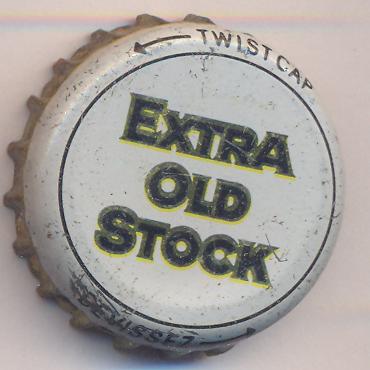 Beer cap Nr.4919: Black Label - Extra Old Stock produced by Molson Brewing/Ontario