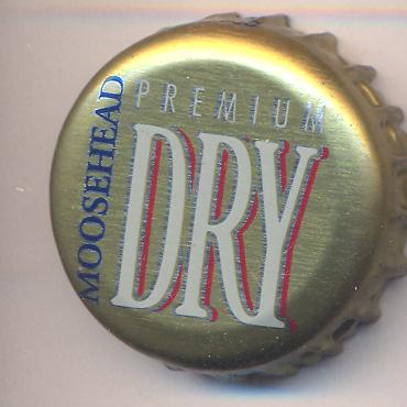 Beer cap Nr.5007: Premium Dry produced by Moosehead/Saint John