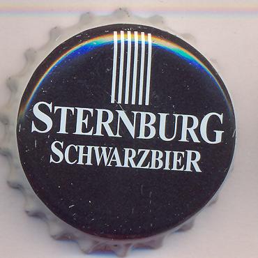 Beer cap Nr.5577: Sternburg Schwarzbier produced by Sternburg Brauerei GmbH/Leipzig-Lütschena