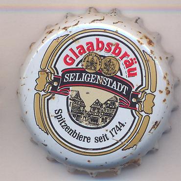 Beer cap Nr.5589: Schwarzbier produced by Glaabsbräu/Seligenstadt