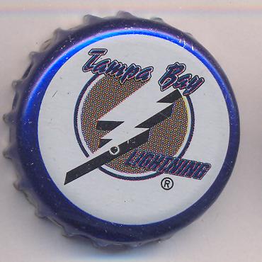 Beer cap Nr.6610: Blue produced by Labatt Brewing/Ontario