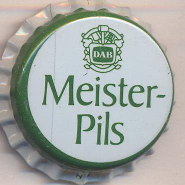 Beer cap Nr.7339: Meister Pils produced by Dortmunder Union Brauerei Aktiengesellschaft/Dortmund