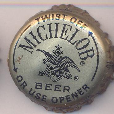 Beer cap Nr.8445: Michelob produced by Anheuser-Busch/St. Louis