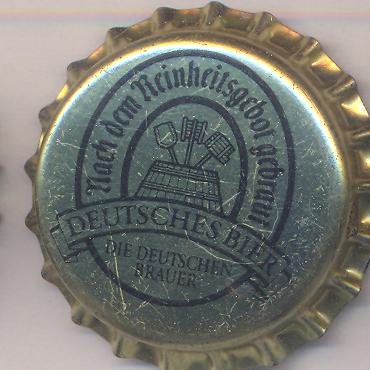 Beer cap Nr.8862: different brands produced by  Generic cap/ used by different breweries