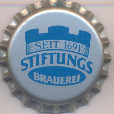 Beer cap Nr.9296: Erdinger Stiftungsbier produced by Fischer's Stiftungsbräu GmbH/Erding