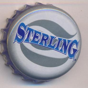 Beer cap Nr.9874: Sterling produced by Labatt Brewing/Ontario