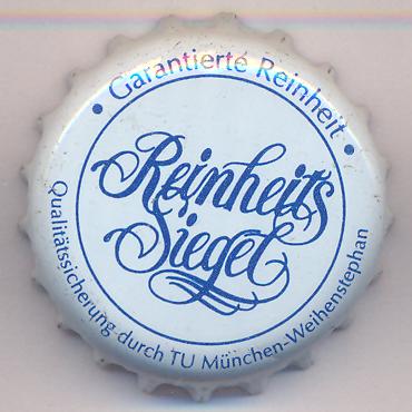 Beer cap Nr.9907: Weihenstephaner Hefe Weissbier produced by Bayrische Staatsbrauerei Weihenstephan/Freising