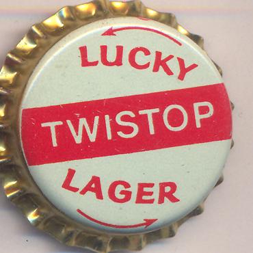 Beer cap Nr.10379: Lucky Lager produced by Labatt Brewing/Ontario