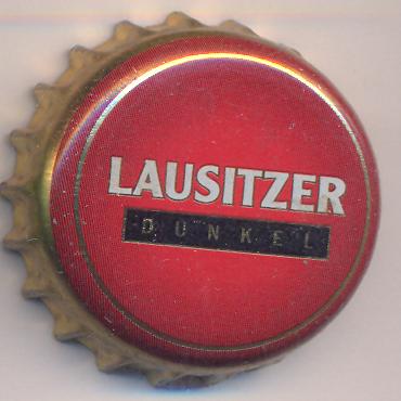 Beer cap Nr.14092: Lausitzer Dunkel produced by Bergquell Brauerei/Löbau