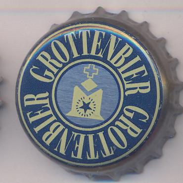 Beer cap Nr.15079: Grottenbier produced by St. Bernardus/Watou