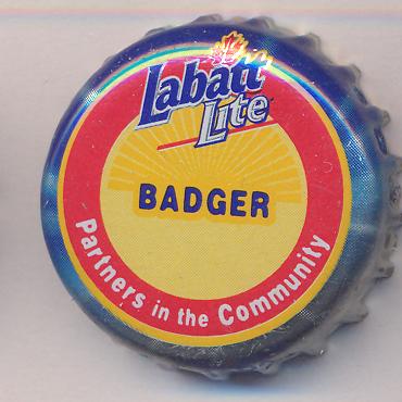 Beer cap Nr.16095: Blue Lite produced by Labatt Brewing/Ontario