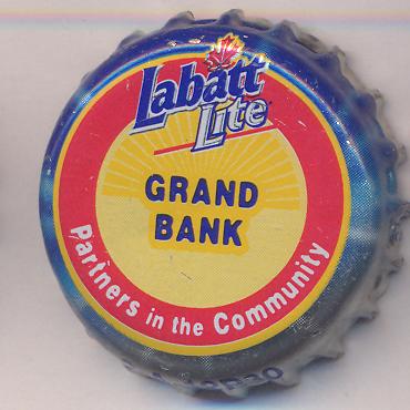 Beer cap Nr.16137: Blue Lite produced by Labatt Brewing/Ontario