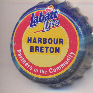 Beer cap Nr.16142: Blue Lite produced by Labatt Brewing/Ontario