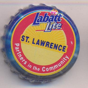 Beer cap Nr.16146: Blue Lite produced by Labatt Brewing/Ontario