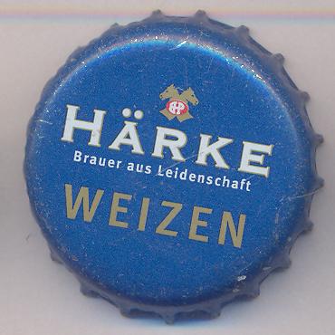 Beer cap Nr.17178: Härke Weizen produced by Privatbrauerei Härke/Peine