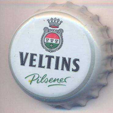 Beer cap Nr.17330: Veltins Pilsener produced by Veltins/Meschede