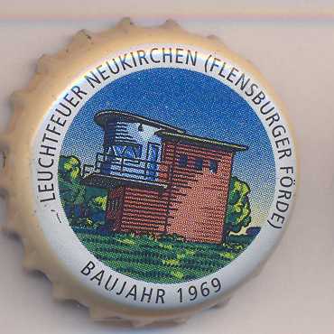 Beer cap Nr.17855: Störtebecker Bernstein Weizen produced by Stralsunder Brauerei GmbH/Stralsund