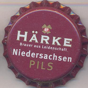 Beer cap Nr.18170: Härke Pils produced by Privatbrauerei Härke/Peine