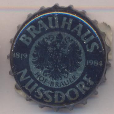 Beer cap Nr.19129: Sir Henry's Stout produced by Brauhaus Nussdorf/Nussdorf