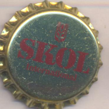 Beer cap Nr.19323: SKOL produced by Brauerei Schwechat/Schwechat