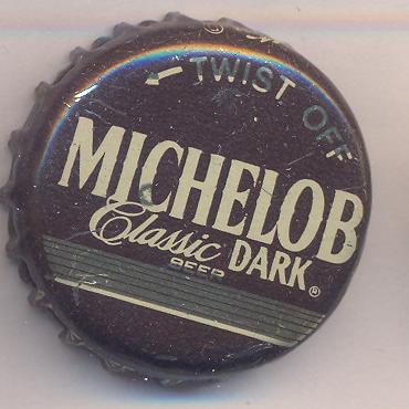 Beer cap Nr.19685: Michelob Classic Dark produced by Anheuser-Busch/St. Louis