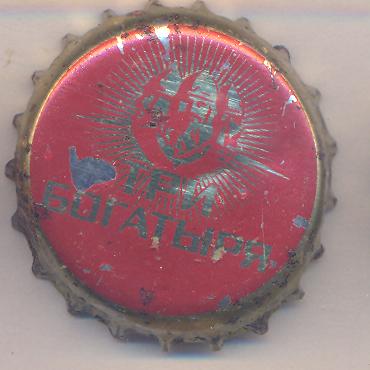 Beer cap Nr.21342: Tri Bogatyrja produced by SAB Miller Russia/Ulyanovsk