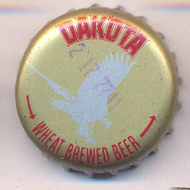 Beer cap Nr.24728: Dakota Wheat Brewed Beer produced by Miller Brewing Co/Milwaukee