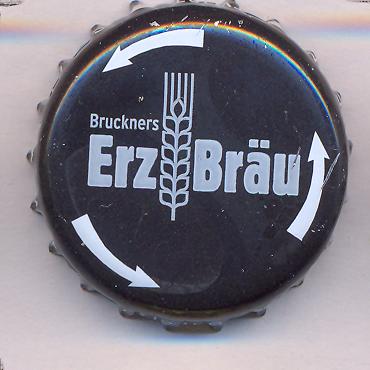 Beer cap Nr.25008: Marillenbier produced by Bruckners Bierwelt GmbH/Gaming