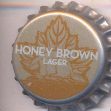 Beer cap Nr.26043: Honey Brown Lager produced by Sleemans/Guelph